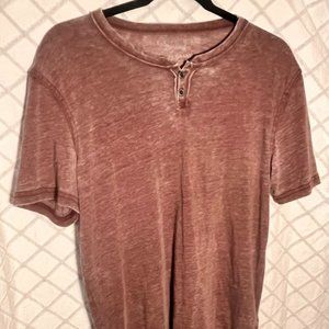 Men's Small Faded Maroon T-Shirt with Buttons